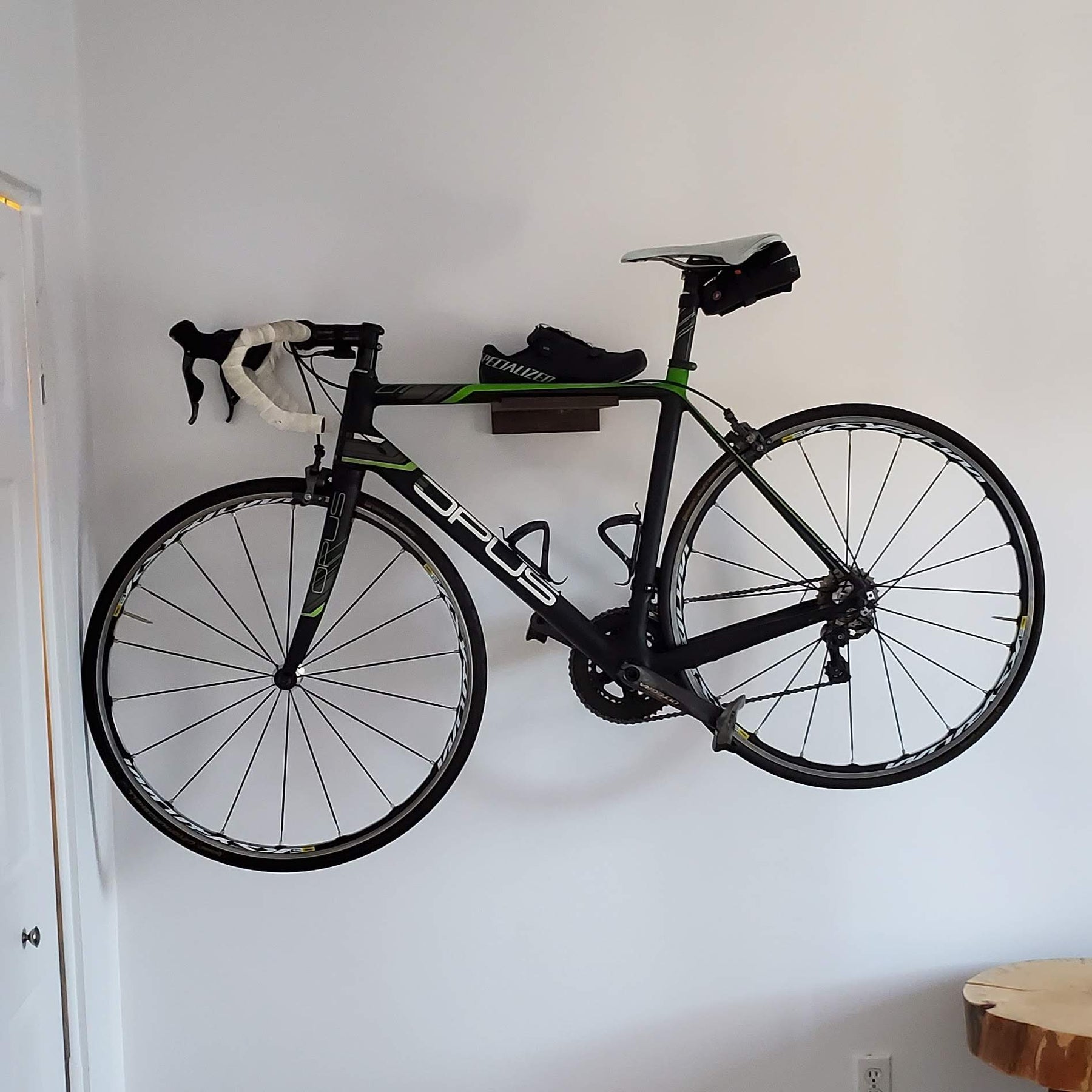 Support mural de vélo en bois / support de vélo mural / support de vélo en  bois / stockage de vélo intérieur -  Canada